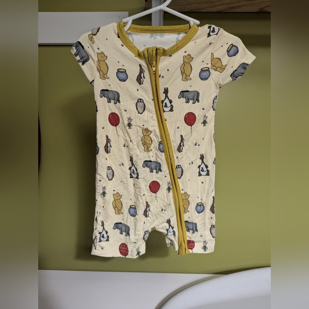 Little Crowns and Capes Pooh Bear Shortie